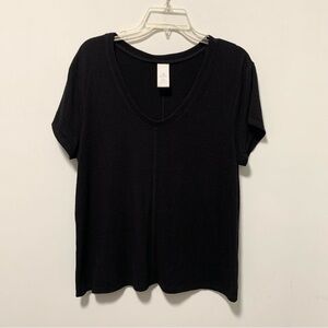 Rachel Parcell Black Relaxed Short Sleeve top size L. NWOT.
